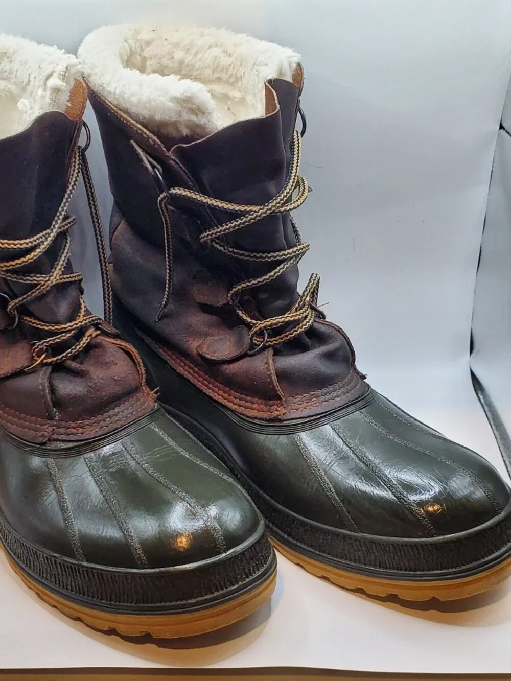 Men's Size 11 Kamik Insulated Winter Duck Boots
